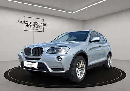 BMW X3 xDrive 20d-Scheckheft-AHK-BiXenon-Panorama-PDC