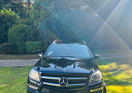 Mercedes-Benz GL 350 BlueTec 4Matic (166.824)