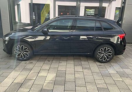 Skoda Scala Tour 1,5 TSI DSG AHK+Matrix+Navi+ACC+Kamer
