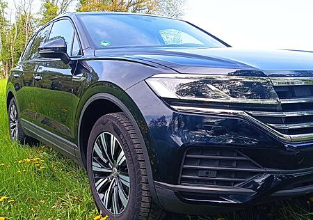 VW Touareg Volkswagen Basis 4Motion