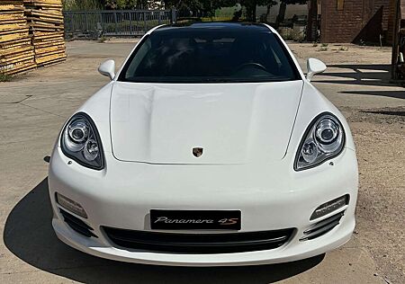Porsche Panamera 4S PDK