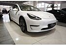 Tesla Model 3 Long Range AWD * inside White *