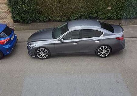Infiniti Q50 Q50