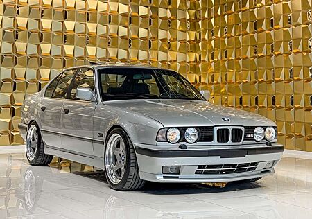 BMW M5 BMW M5 E34