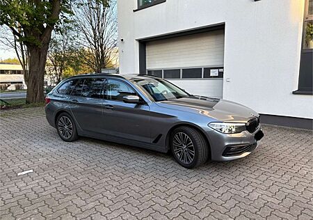 BMW 530d 530 Touring Aut. Sport Line