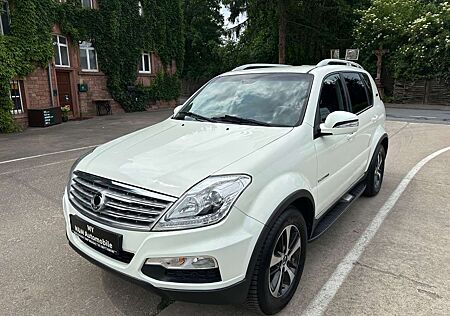 SsangYong Rexton W 220 Sapphire 4WD/Automatik/AHK 2.6T