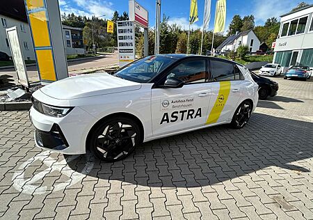 Opel Astra GSe Plug-in-Hybrid