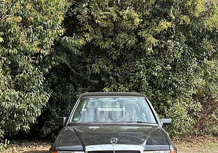 Mercedes-Benz E 280 W124 280e