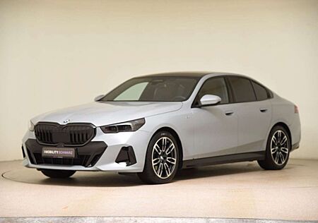 BMW 520 d xDrive M Sport DriveAssProf ACC Head-Up H&K
