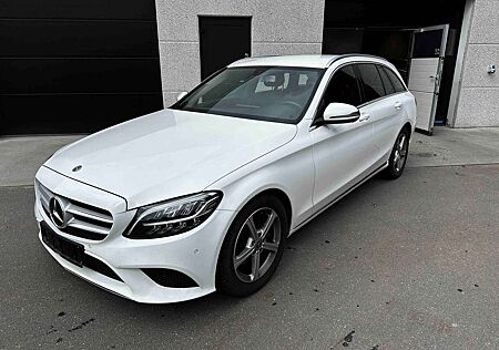 Mercedes-Benz C 220 C220d *facelift*194PS/NAVI/R-CAM/SHZ/LED/PDC/EU6