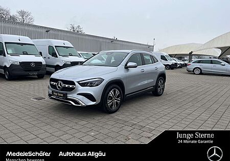 Mercedes-Benz GLA 180 Progressive 18" Distronic LED Kamera Park