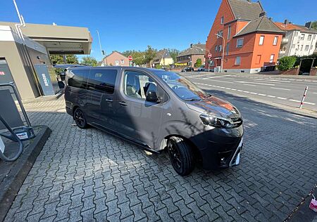 Toyota Pro Ace Proace Proace 2,0-l-D-4D L2 (6-Si.) Autm. Verso Exclusive