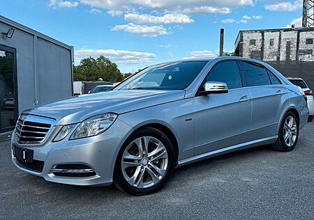 Mercedes-Benz E 220 CDI /AUTOMATIK / AVANTGARDE / AHK / KLIMA