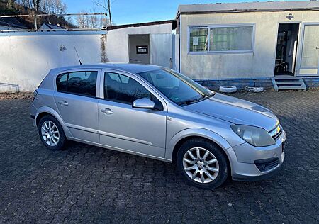 Opel Astra Lim.1 Hand,Benzin,Tüv 12.2025.Kein Rost.