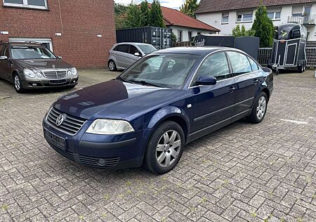VW Passat Volkswagen 1.9 TDI+131PS+Trendline 1Hand Limo+Klimaautomatik+