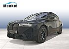 BMW iX xDrive40 Sportpaket B&W Surround Head-Up