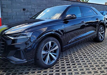 Audi Q8 50 TDI quattro S-Line Plus*21Zoll ALU*HUD*ACC*VOLL