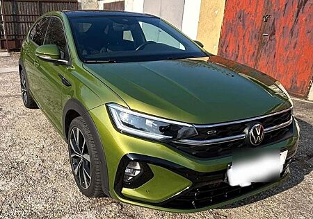 VW Taigo Volkswagen 1.5 TSI DSG R-Line Panoramadach Beats