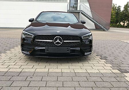 Mercedes-Benz CLA 200 CLA Shooting Brake Shooting Brake AMG Line