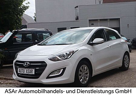 Hyundai i30 1.4/TEMPOMAT/KLIMA/BLUETOOTH/SITZHEIZUNG/TÜV