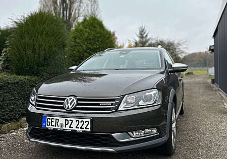 VW Passat Alltrack Volkswagen Passat+Variant+2.0+TSI+4Motion+DSG