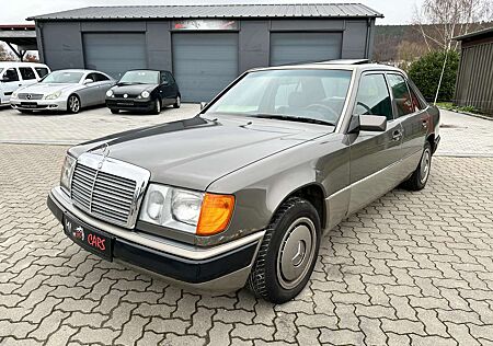 Mercedes-Benz E 200 E-Klasse *Elk. Schiebedach*