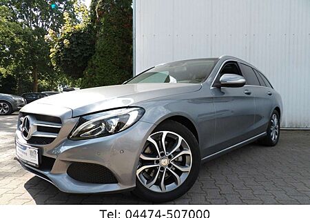 Mercedes-Benz C 220 C220CDI 170PS Avantgarde Pano LED Kamera AHK