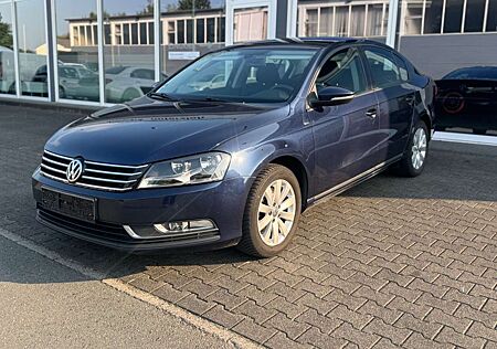 VW Passat Volkswagen Limousine Trendline*Klima*PDC*Scheckheft