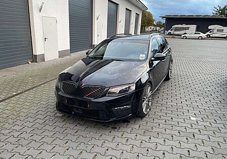 Skoda Octavia Combi 2.0 TDI (Green tec) RS