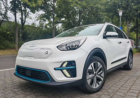 Kia Others Niro 64kWh|Wärmep|11kW|S98%|Plus|Garantie07/2029