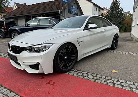 BMW M4 Coupe/ Carbon/HUD/RFK