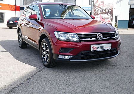 VW Tiguan Volkswagen 2.0TDI 4Motion LED/Navi/AHK/SHZ/PDC