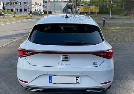 Seat Leon 1.4 e-Hybrid DSG FR mit Herstellergarantie