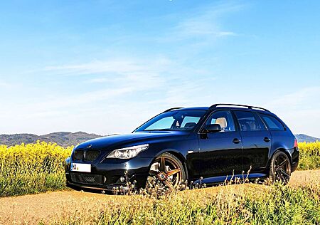 BMW 525d 525 5er Touring Diesel Touring Aut. Edition Sport