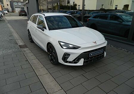 Cupra Leon 2.0 TSI DSG 4D AHZV/IntelligentD/Matrix/