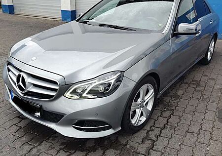 Mercedes-Benz E 250 T 7G-TRONIC