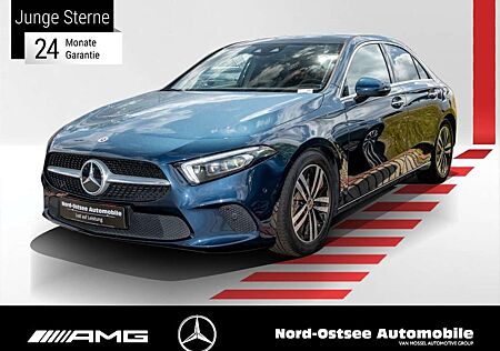 Mercedes-Benz A 200 d LIMO Progressive PANO KEYLESS LED KAMERA