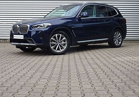 BMW X3 xDrive30e LivePro HiFi Kamera AHK Sportsitze