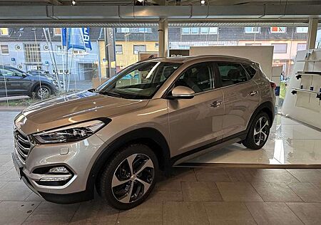 Hyundai Tucson 1.6 Turbo 4WD DCT Premium*Leder*LED*Navi