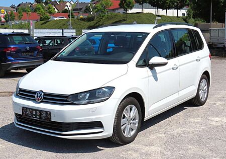 VW Touran Volkswagen Comfortline 2,0TDi DSG Klima Navi SHZ PDC