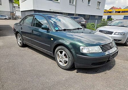 VW Passat Volkswagen 1.6 Comfortline