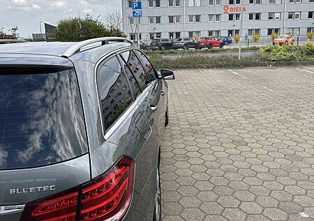 Mercedes-Benz E 220 T BlueTEC 9G-TRONIC Avantgarde