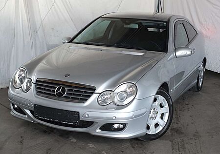 Mercedes-Benz C 180 K SPORTCOUPE AUT KLIMAAUT XENON STANDHEIZUNG