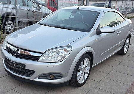 Opel Astra Cosmo**Tüv bis Sept.2026**