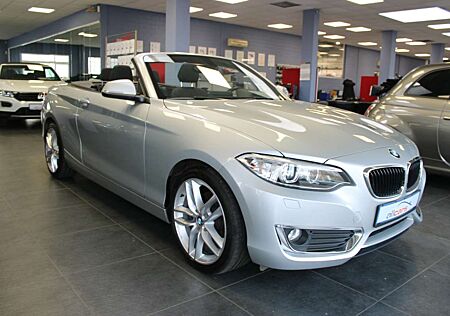 BMW 220i 220 Cabrio Aut. - Navi - Xenon - SHZ - PDC -
