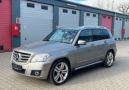 Mercedes-Benz GLK 320 CDI 4Matic/PDC/AHK/Tüv Neu/2-Hand