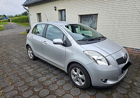Toyota Yaris 1.3 VVT-i Executive