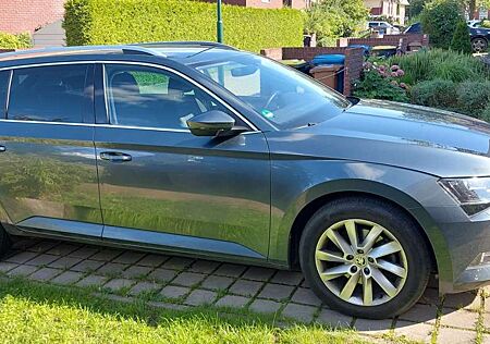 Skoda Superb Combi 1.5 TSI ACT DSGStyle