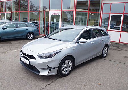 Kia XCeed Ceed SW / cee'd SW Ceed Sportswagon 1.6 CRDi DCT Vision