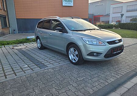 Ford Focus Style 1,6 Ltr. - 80 kW TCD-Klima-Navi